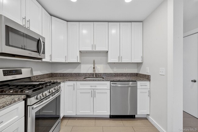 Building Photo - 175 Sterling Pl