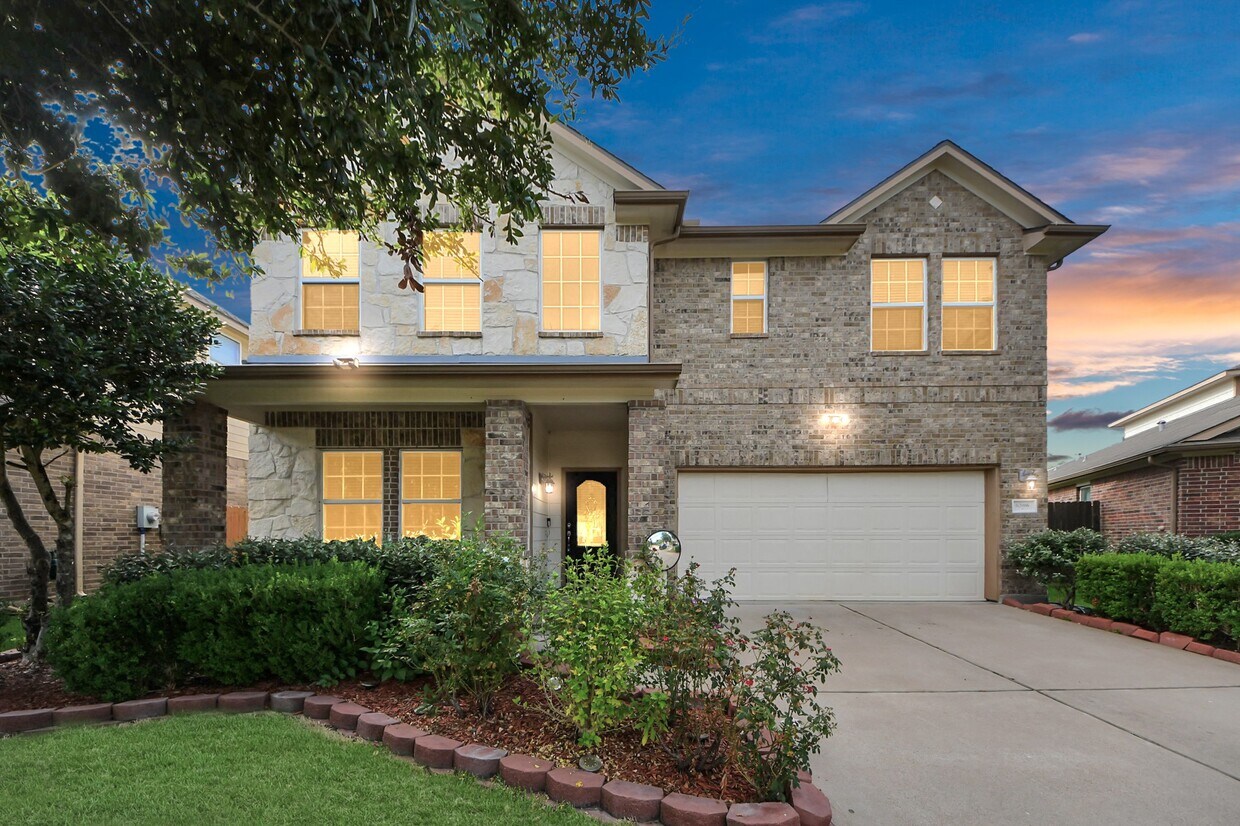 Foto principal - 6306 Bain Dr