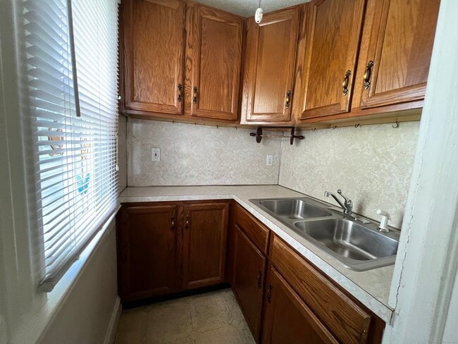 Foto del edificio - 225 Beechwood Ave