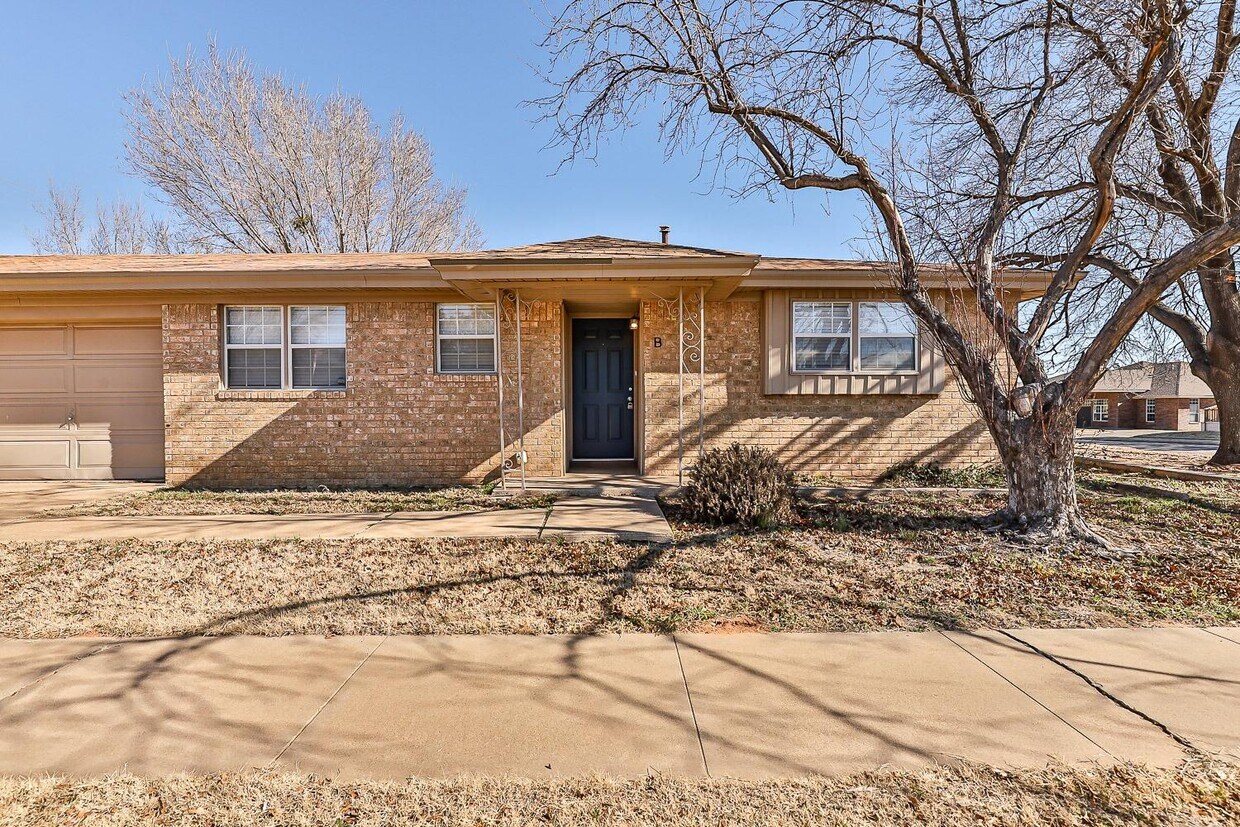 4620 66th St, Lubbock, TX 79414 Townhome Rentals in Lubbock TX