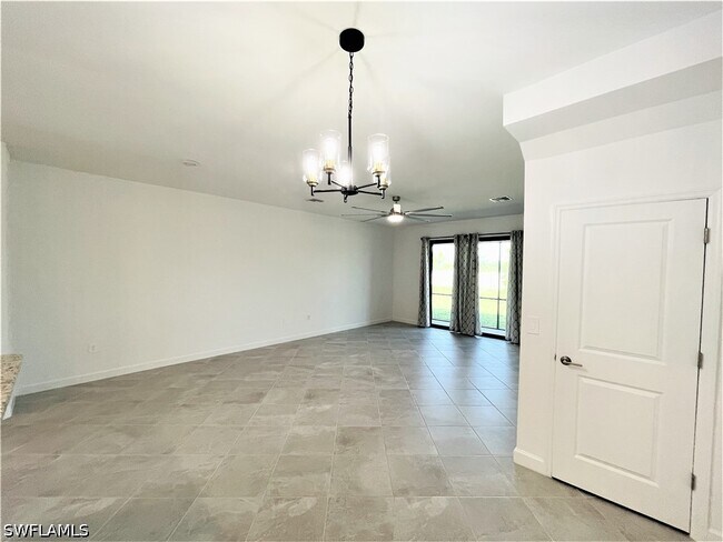 Foto del edificio - 14243 Pine Lodge Ln