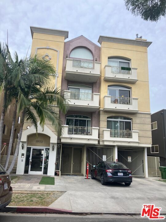 Foto del edificio - 1952 Selby Ave