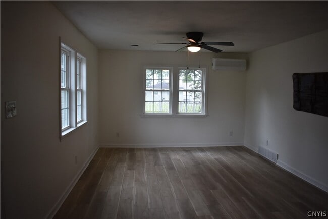 Building Photo - 9010 Kennedy Ln