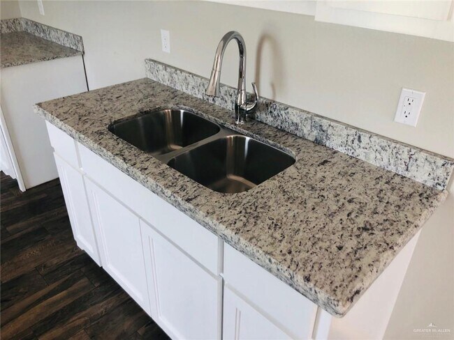 Foto del edificio - 12 Valeria St