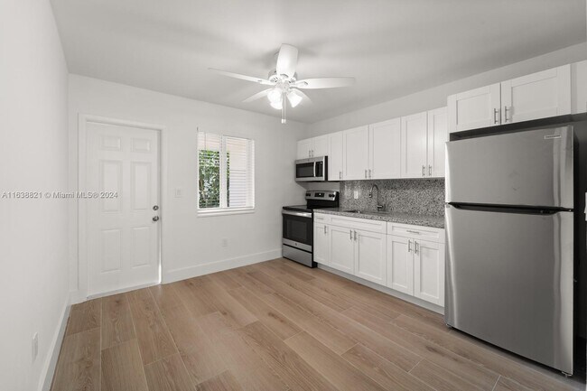 Foto del edificio - 5172 NW 5th St