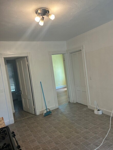 Foto del edificio - 70 Spring Street Unit 1st Fl