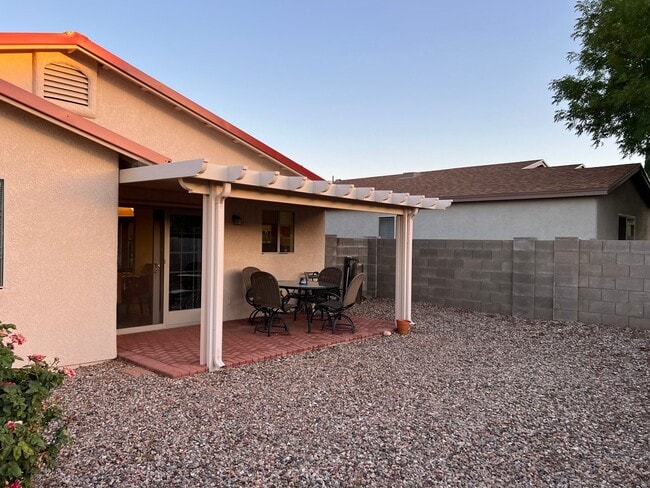 Building Photo - 4631 Territorial Loop