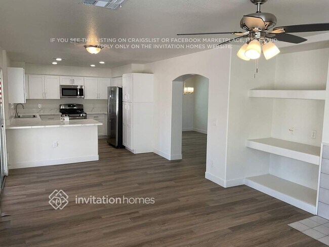 Foto del edificio - 3320 Twin Bridges Ct