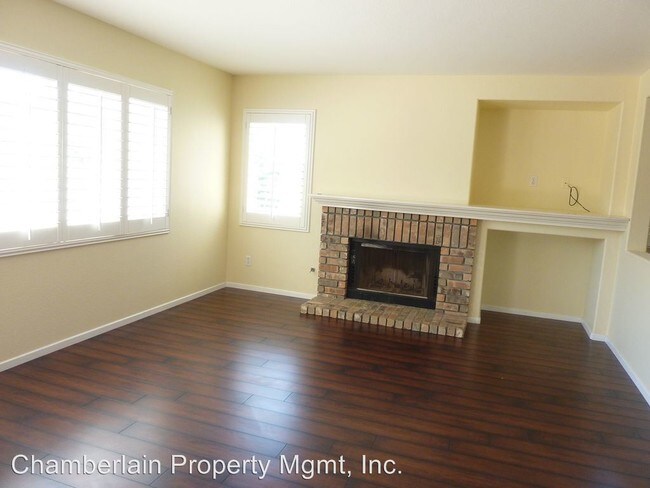 Building Photo - 414 Lupine Way