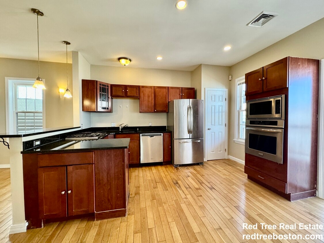 Photo - 22 Elmore St. Unit 3