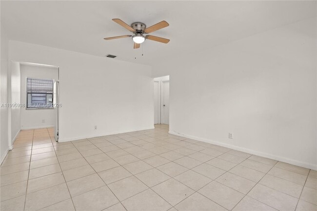 Foto del edificio - 501 SW 9th St