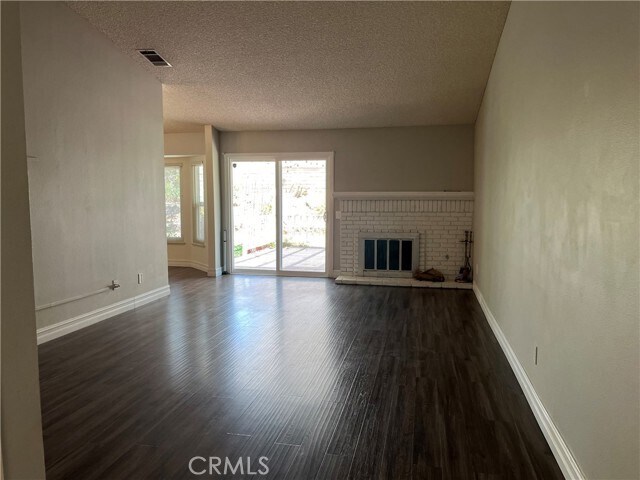 Foto del edificio - 28042 Nona Ave
