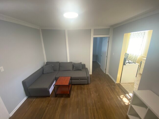 Foto del edificio - 1118 N Berendo St