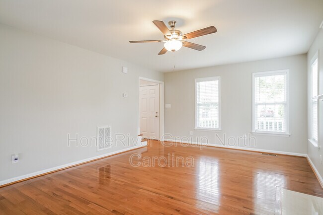 Building Photo - 7113 Coral Seas Way