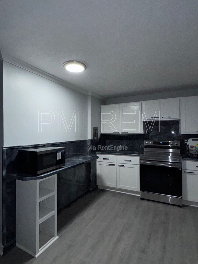 Interior Photo - Newton Apartments