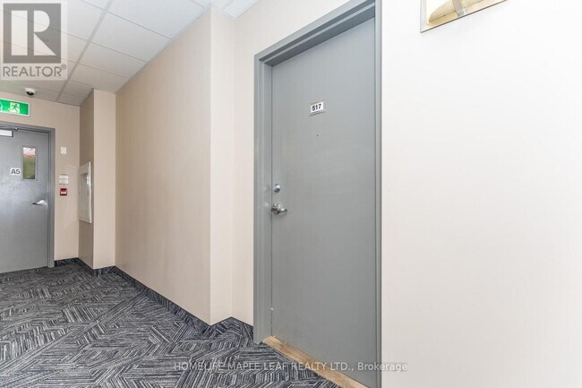 Photo du bâtiment - 7400 Markham Rd
