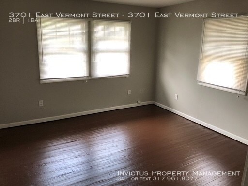 Building Photo - Move in Special!!!