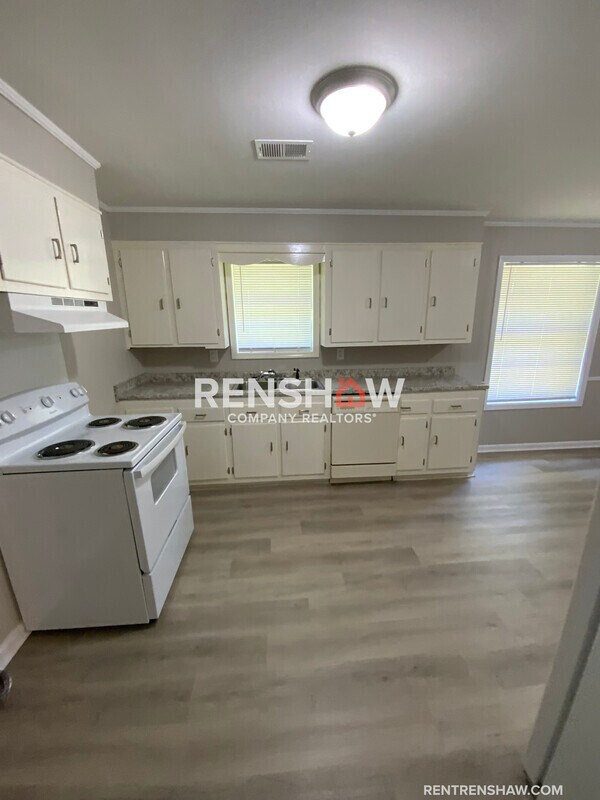 Foto del edificio - 1221 S Lexington St