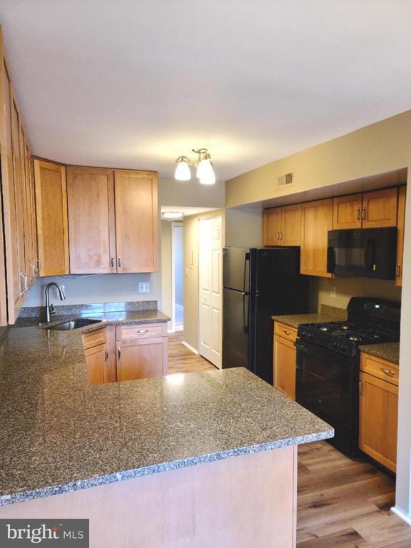 Building Photo - 2068 Royal Fern Ct