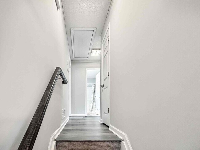 Foto del edificio - 3029 Vineyard Way