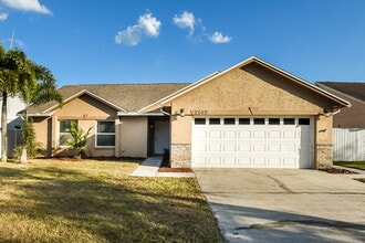 Building Photo - 2145 Pimlico St