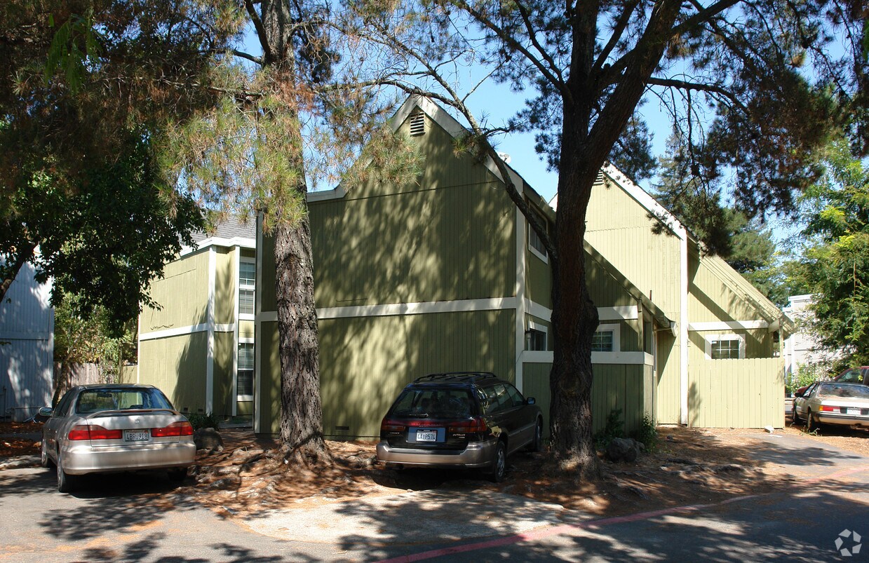 Foto del edificio - 1736 Mission Blvd