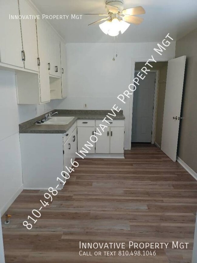 Building Photo - Beautiful 2 bedroom 1 bath home. 200 Dolla...