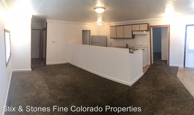 Building Photo - 4089 S Acoma St