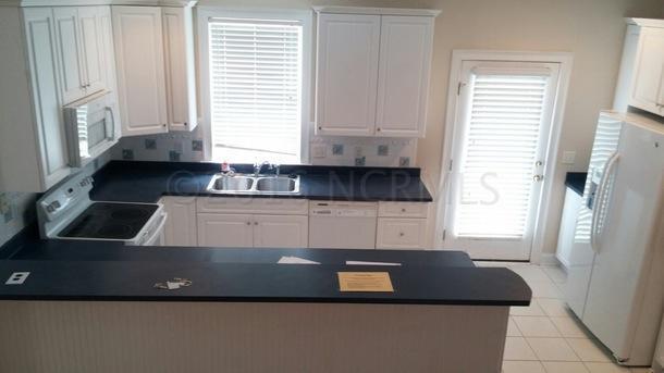 Building Photo - 201 Silver Sloop Way