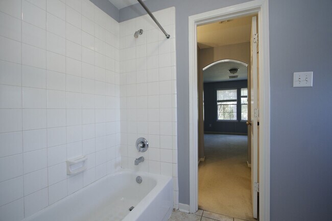 Foto del edificio - 16706 Mallory Bridge Dr