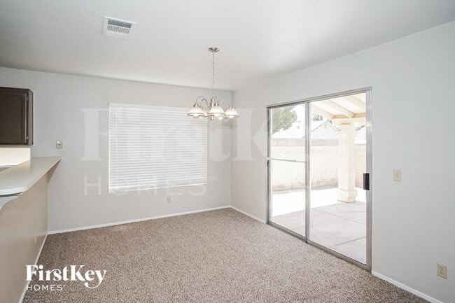 Foto del edificio - 5317 Sandstone Dr