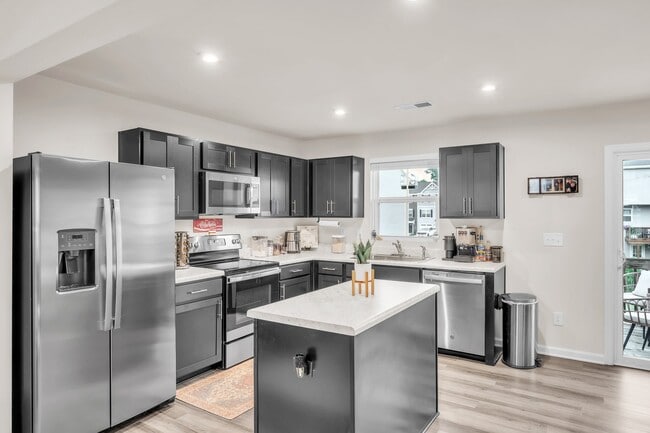 Photo - 15 High Pne Trl Townhome
