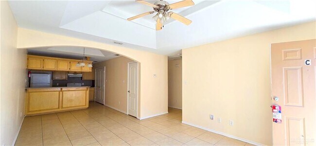 Foto del edificio - 1302 W Prosperity Dr