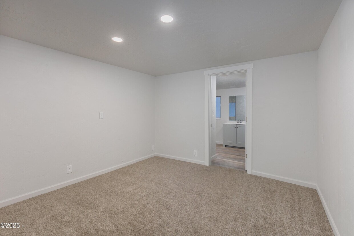Foto del edificio - 175 NW 6th St
