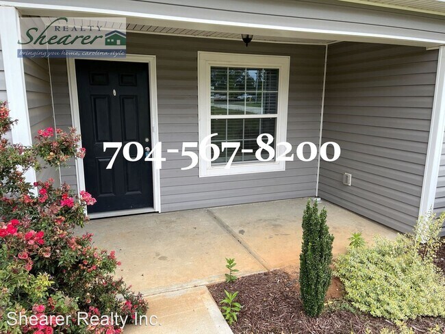 Building Photo - 3 br, 2 bath House - 3538 Johnston Oehler ...