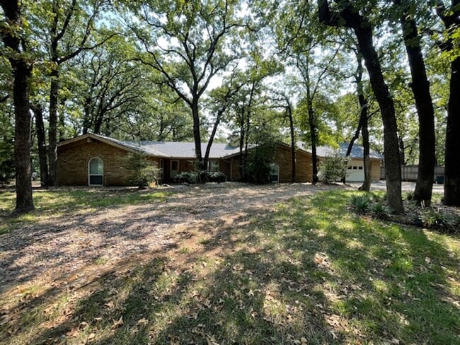 Building Photo - 7309 Cedar Ct