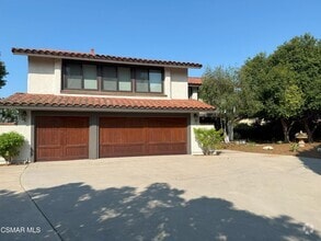 Building Photo - 2096 McCrea Rd