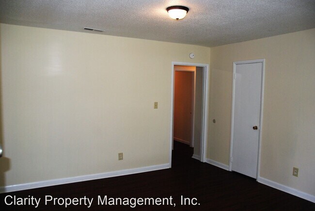 Building Photo - 2 br, 1 bath House - 2703 J Mac Circle