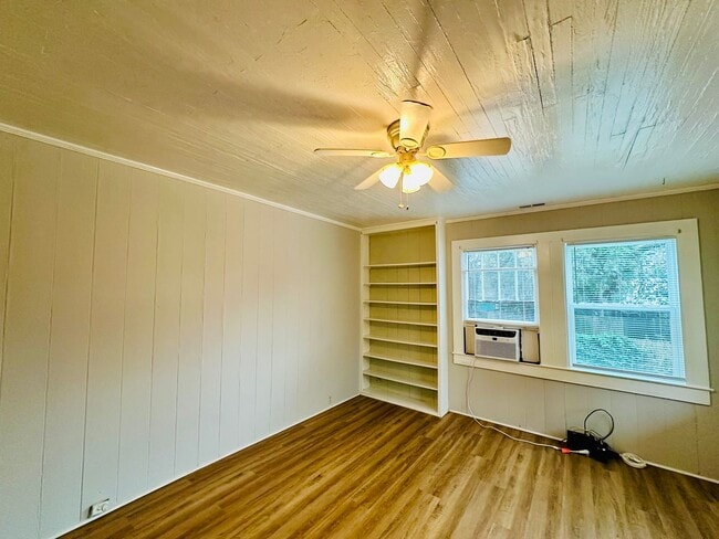 Building Photo - 17th & Orange Street in Downtown Wilmington - blocks to Cargo District!