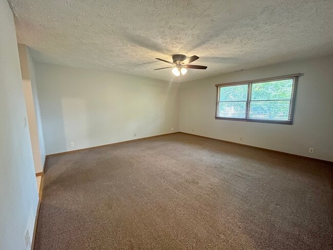 Living Room - 150 N Birch St