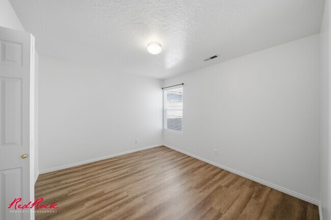 Foto del edificio - Newly Updated and Move-In Ready 3 bedroom home