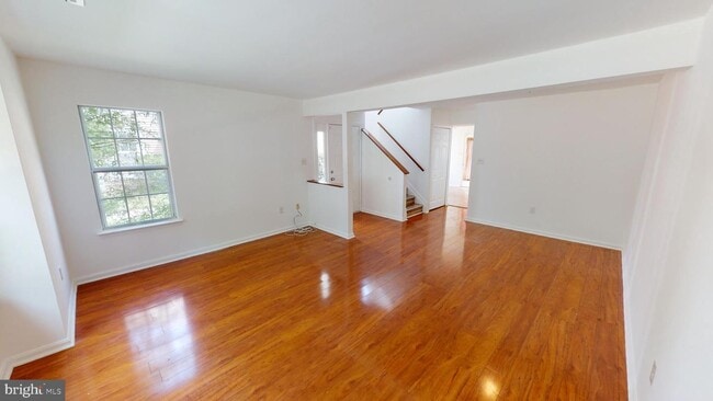 Building Photo - 4155 Bluebird Dr