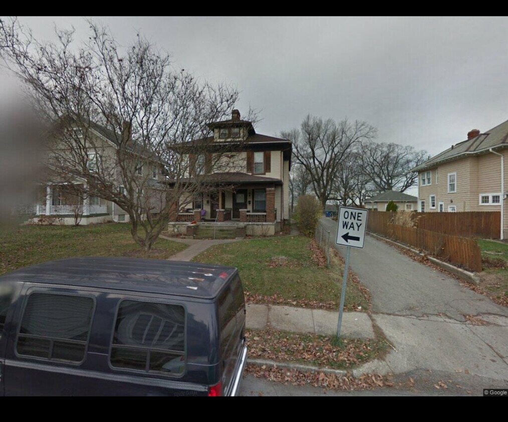 Foto principal - 1401 Highland Ave