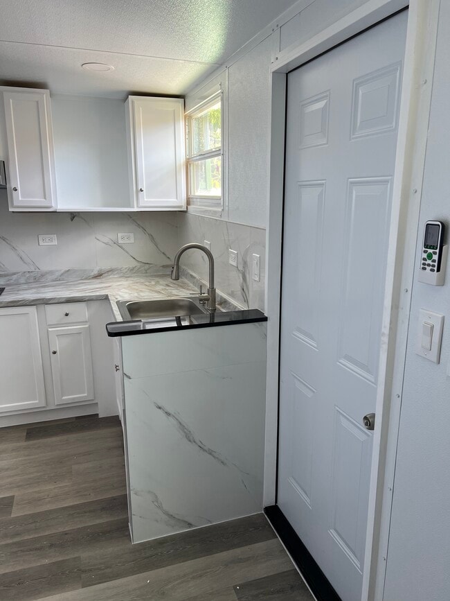 Photo - 8210 SW 31st St Apartments