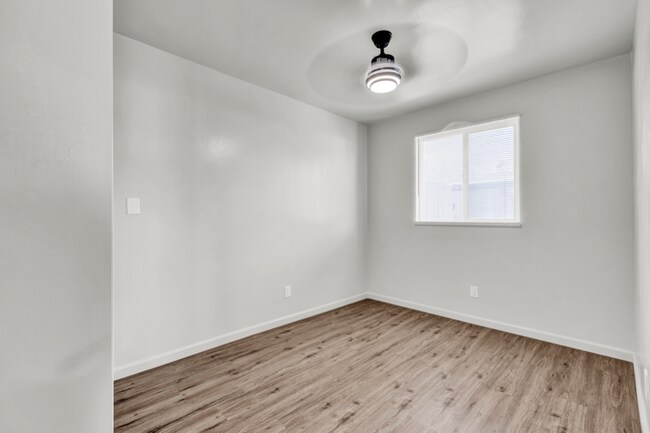 Foto del edificio - 526 Olive St