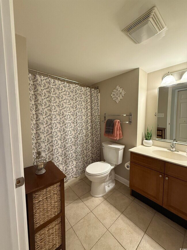 Foto del edificio - 215 77th Ave N