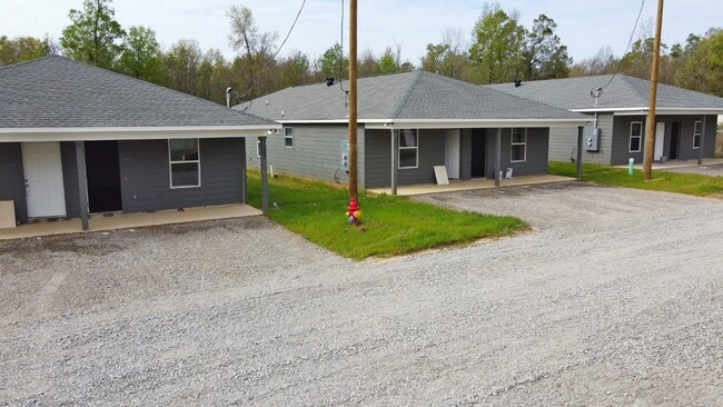 Building Photo - 111 Legado Ln