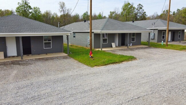 Building Photo - 217 Legado Ln