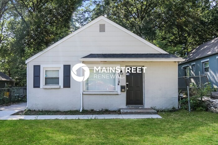 Foto principal - 3 Bedroom Pet-Friendly Home in Kansas City...