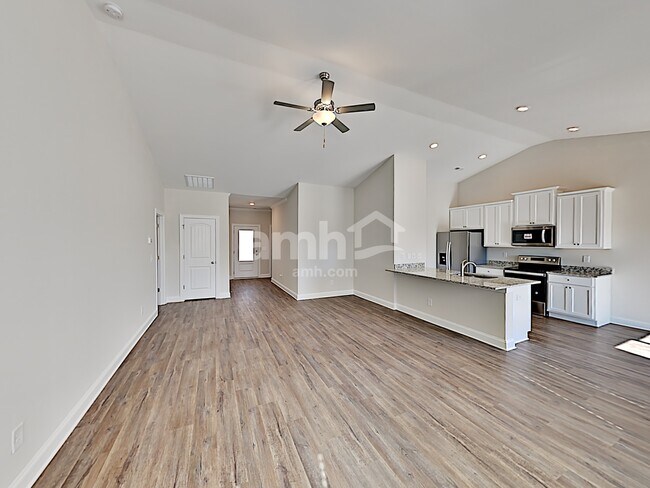 Foto del edificio - 90 Legacy Dr